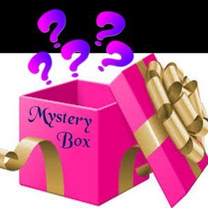 Makeup Mystery box 50 pieces